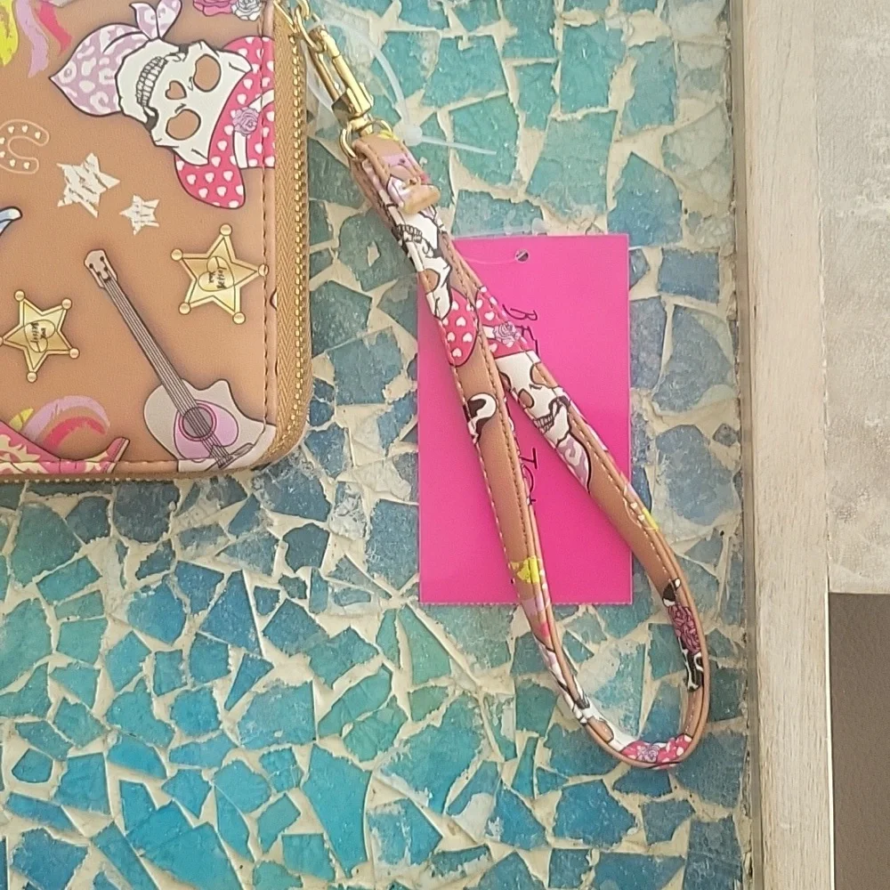 Betsey Johnson betsey johnson